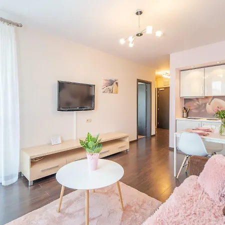 Apartamenty Prywatne W Hotelu Przy Plazy Diva Kolobrzeg Exterior photo